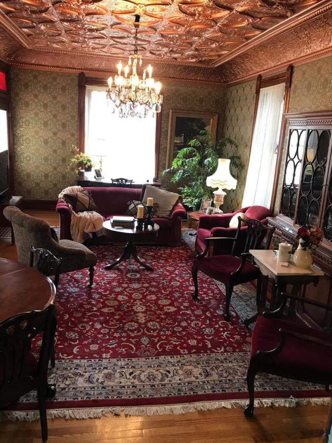 The Nauvoo Grand Bed & Breakfast Exterior photo