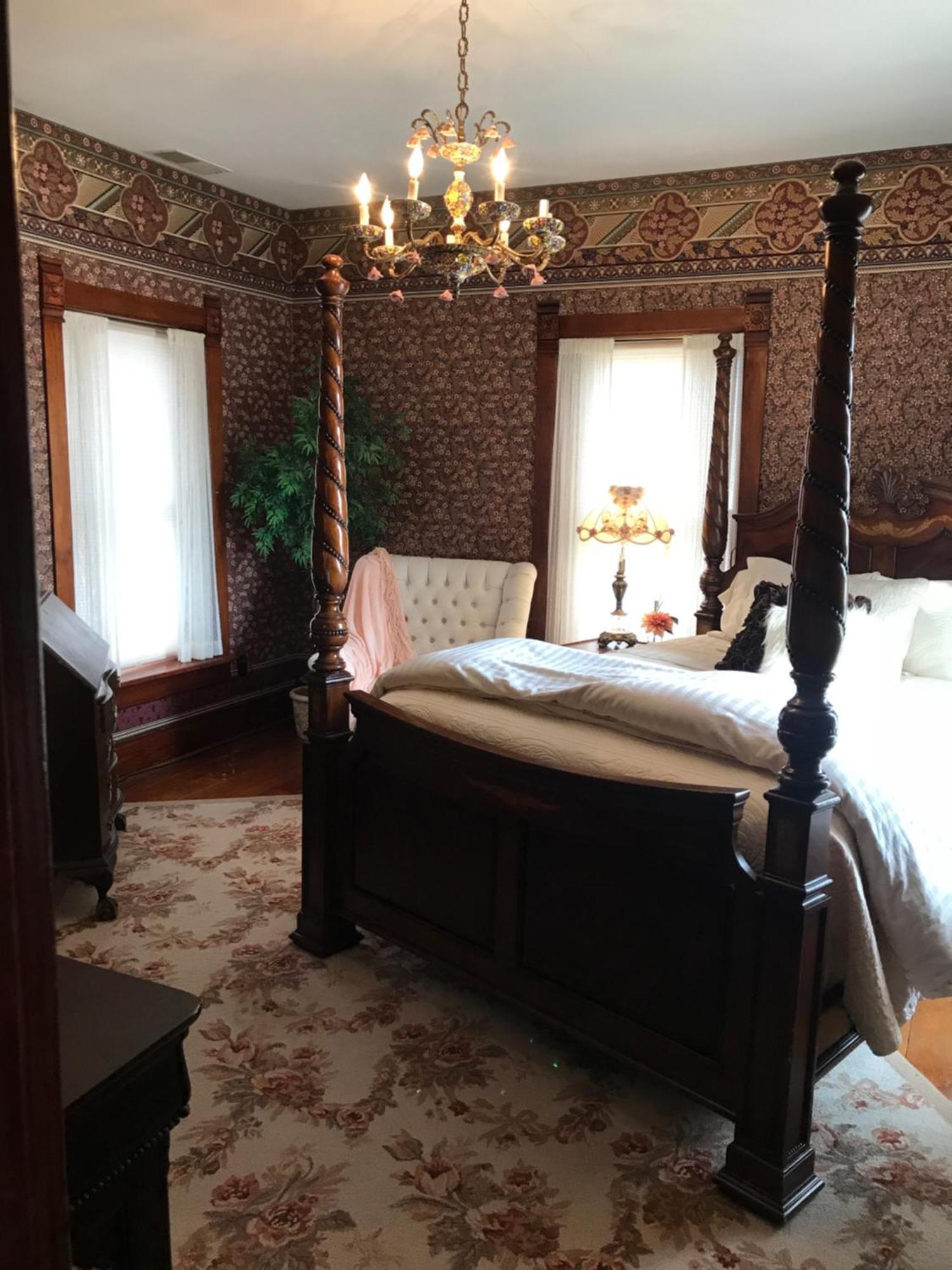 The Nauvoo Grand Bed & Breakfast Exterior photo